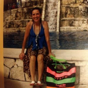 Meet your Posher, Rhonda